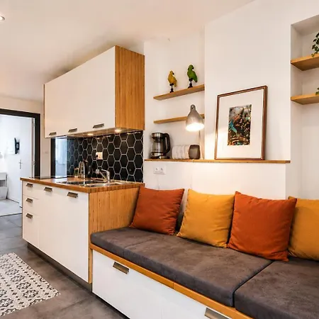 Le Smart & Cosy - Location Entier - 2 - Parking Gratuit Autour De La Coproriete -- Wifi Fibre -gare A 20 Min Grenoble
