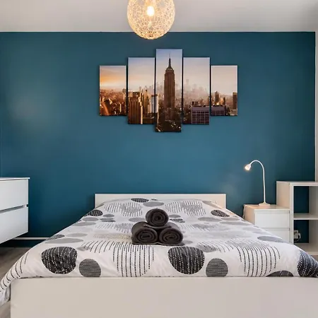 Daire Le Smart & Cosy - Location Entier - 2 - Parking Gratuit Autour De La Coproriete -- Wifi Fibre -gare A 20 Min Grenoble