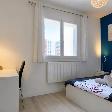 Le Smart & Cosy - Location Entier - 2 - Parking Gratuit Autour De La Coproriete -- Wifi Fibre -gare A 20 Min Daire Grenoble